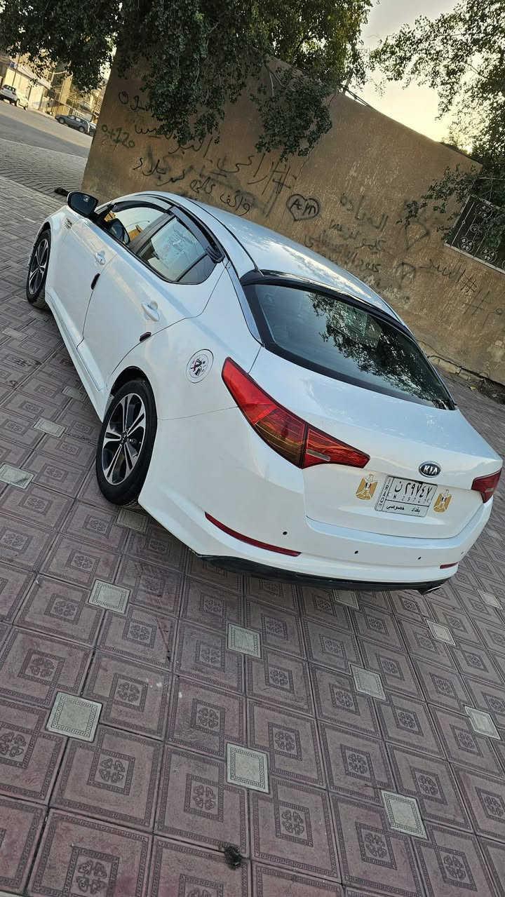 السلام عليكم كيه اوبتيمه موديل 2013 خليجيه مكينه 2400 دوش رقم بغداد الماني تحويل ثانيوم مكينه وكير وحداديه وتخم تاير مكفولات بيها جاملغ خلفي وجاملغ امامي بدون دواخل وبيها مكانات صبغ ابيع حزام السياره جاهزه كلنقص مابيها السعر 83 وبيها مجال حك الجيه مكاني كربله رقم الهاتف *********** ***********                     (اعتذر علمراسله)
