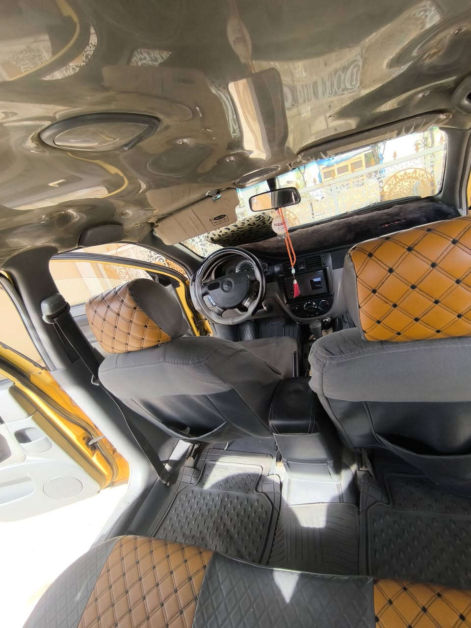 سلام عليكم اوبترا موديل 11 اوتوماتيك رقم ديالى انكليزي شركه عامه ضرره جاملغ وبنيد مصبوغ بدون دواخل ودوسات بي بارد قليل 
مكان السياره ديالى خانقين ستفسار اكثر ***********او خاص 
سعر 65وبي مجال
