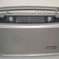 راديو • روبرتس • نظيف