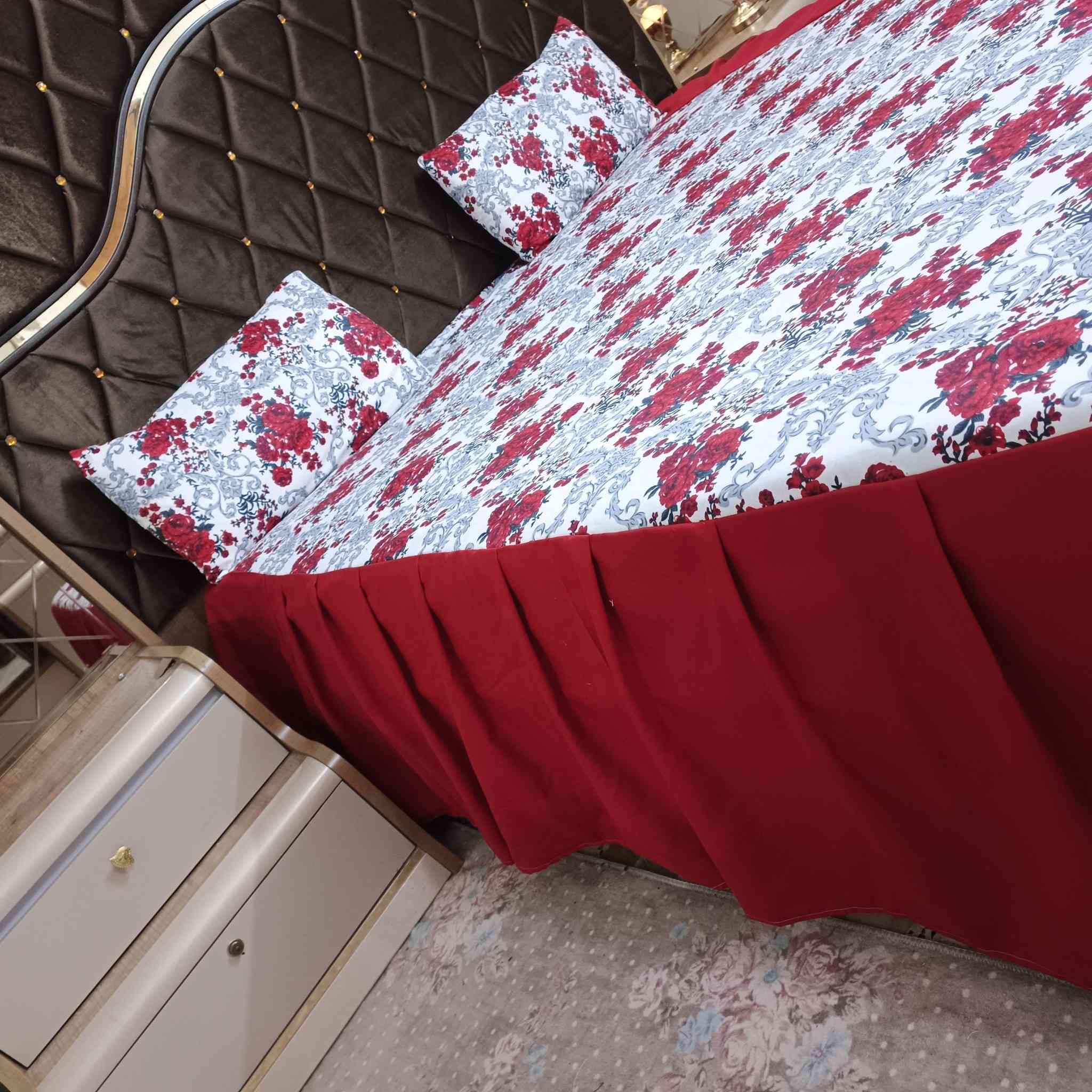 فرشة همايون قياس 180 ×200 
والسعر 10 الاف فقط
توصيل عليه عرض لفترة محدوده 3 الاف فقط لجميع المحافظات 🍒💐


**إذا كنت صاحب هذا الإعلان وتريد حذفه لأي سبب، رجاءا أرسل رسالة إلى الدعم الفني**