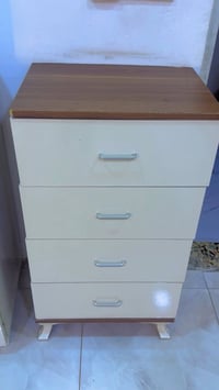 سعر خاص • دواليب