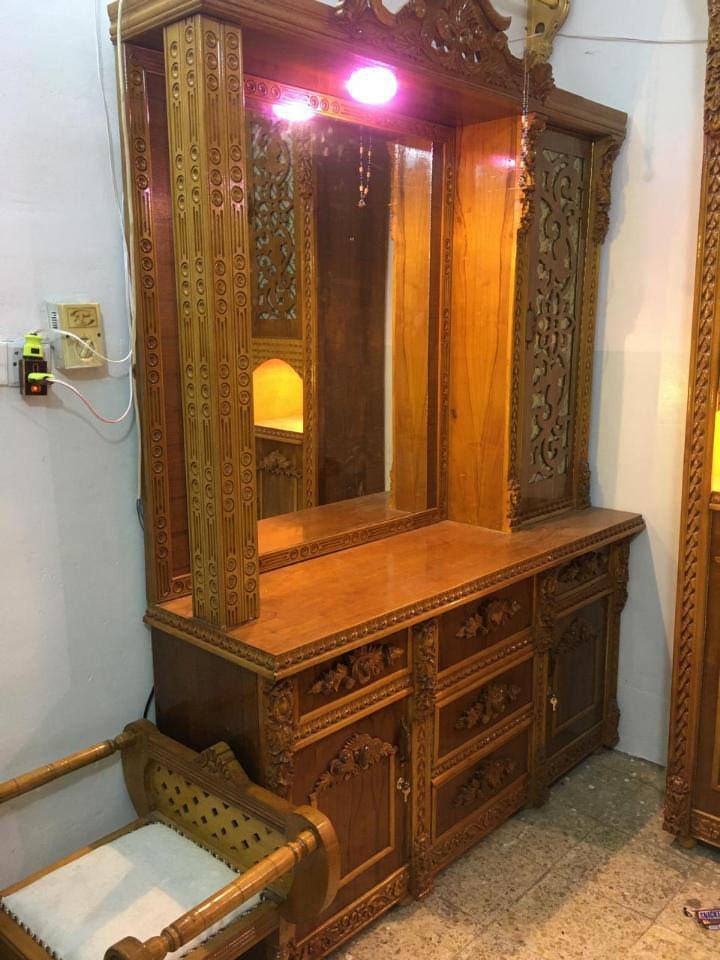 غرفة نوم اخشاب عراقي للبيع 
مستعمل سنه فقط
للتواصل معنا خاص


**إذا كنت صاحب هذا الإعلان وتريد حذفه لأي سبب، رجاءا أرسل رسالة إلى الدعم الفني**