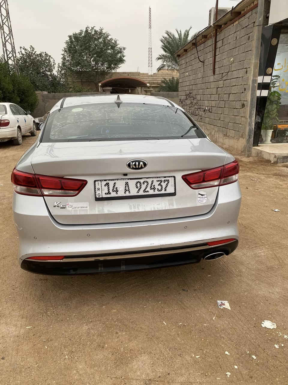 سياره   K5  مديل 2017  وارد كوري  بدون ضربه فقط جم طگه بالبدي من ضربة طفل بحجاره  
مكان البصره 
للتواصل واتسب ***********
