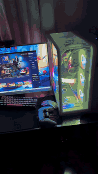 من رخصه لادمن 
لتجميعه كلهه للبيع ما ابيع قطع 
لكيبورد ريد دراكون برو مغناطيزي ستين بل ميه 
لماوس كلوريوس مودل دي 
لمايك هايبر اكس ولسماعه فيفينيا 
ولكامره لوجتك فور كي تلاثين فريم 
وميز وكرسي وشاشه كيم اون ميه ثمانين فريم تو كي
صارلي تلث اشهر مشتريهه اشغلهه ساعه بليوم لان انه دلفري وثنعش ساعه بل يوم اشتغل ضمان بعده بيهه سنه علا جميع لقطع بليوم اشغلهه ساعه لو ما اشغلهه 
مكاني بصره ما عندي توصيل تواصل وتساب اتصال 
***********
