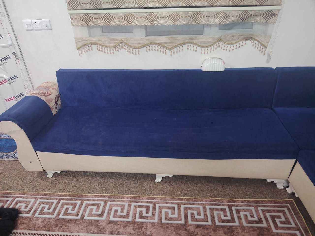 ديوان 5متر 80سنتيم السعر 175
الشراي يخابر ***********
