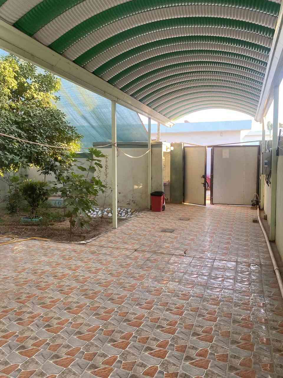 بيت للبيع
المساحه 250متر

الموقع ابو صخير الجمهوري خلف روضة الشروق

طابقين

سويت عدد 2  في الطابق الثاني


**إذا كنت صاحب هذا الإعلان وتريد حذفه لأي سبب، رجاءا أرسل رسالة إلى الدعم الفني**