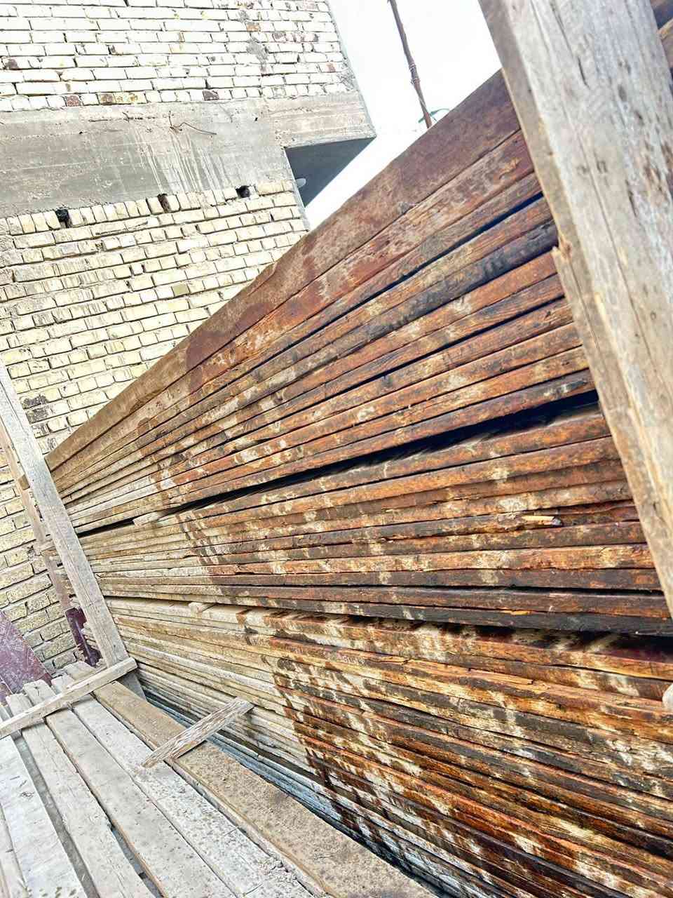 قالب خشب للبيع العدد 12 مكعب المكان حله هاتف ***********
