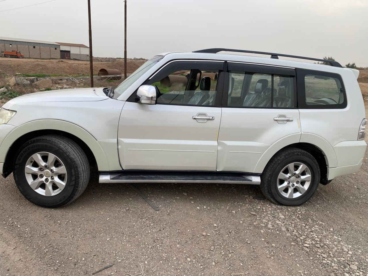 السلام عليكم
باجيرو 
موديل ( 2014 ) 
السعر 165 وبيها مجال 
رقم أربيل 
السونار  موجود
الاتصال ***********
غير متواجد ع الفيس
