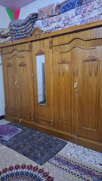 غرفة نوم خشب