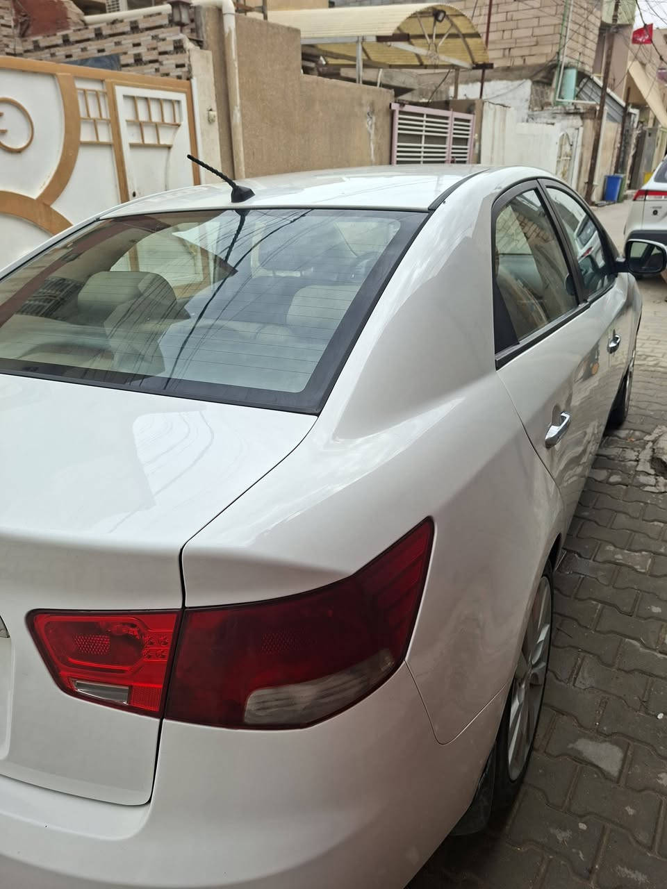 سيراتو موديل ١٢
بيهه صبغ بابين 
سنويه الى ٢٠٣٠
رقمهه دهوك 

مكان السياره كربلاء 

السعر ١١٠
***********
