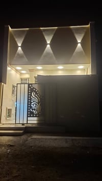 إسلام عليكم بيت للبيع مساحه ٩٠بلوك بناء درجه اولى قريب ع مدرسه المسار ...