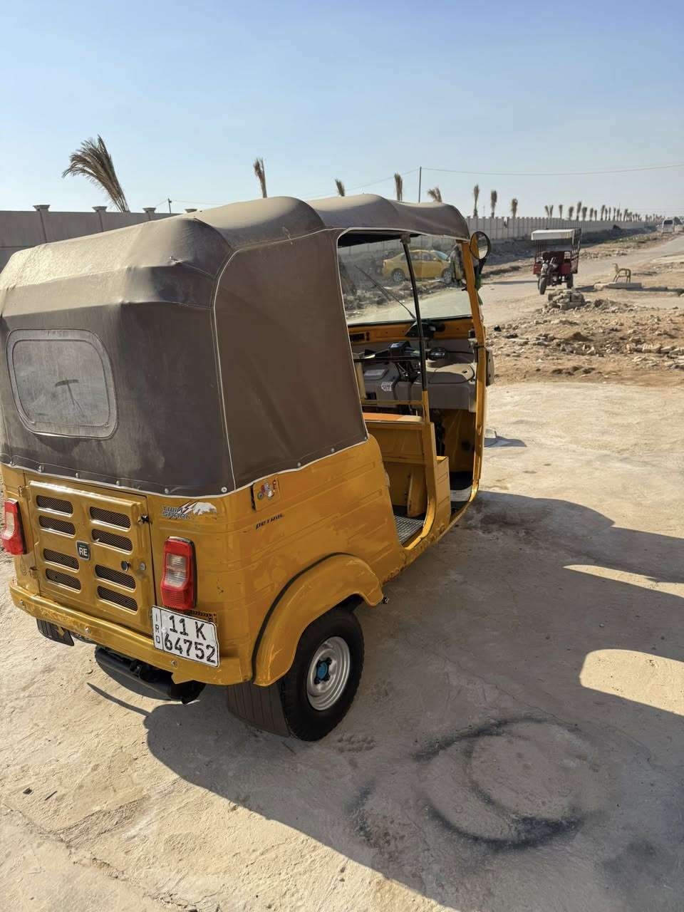 سلام عليكم تكتك موديل ٢٠ رقم وسنويه سعر ٦٥٥٠ وبيهه مجال بلاديه تكتك ***********
