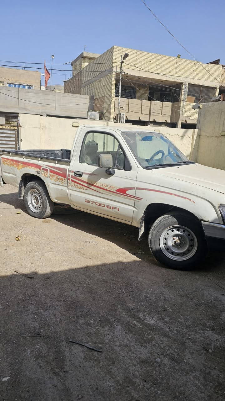 السلام عليكم
تيوتا بيك اب جمرة موديل ١٩٩٨ للبيع 
رقم بغداد الأجنبي الجديد وسنوية هزة جديدة 
صبغ بلادي عدا الباب الخلفي 
مكينة وكير اوتوماتيك بلادي 
بور ستيرن 
السياره نظيفة وبيها بعض نواقص 
غلاف بدي وكهربائيات ودوشمة وتخم تاير كله جديد 
السعر ٦٠ $ مكاني بغداد 
الاتصال على الرقم ***********
