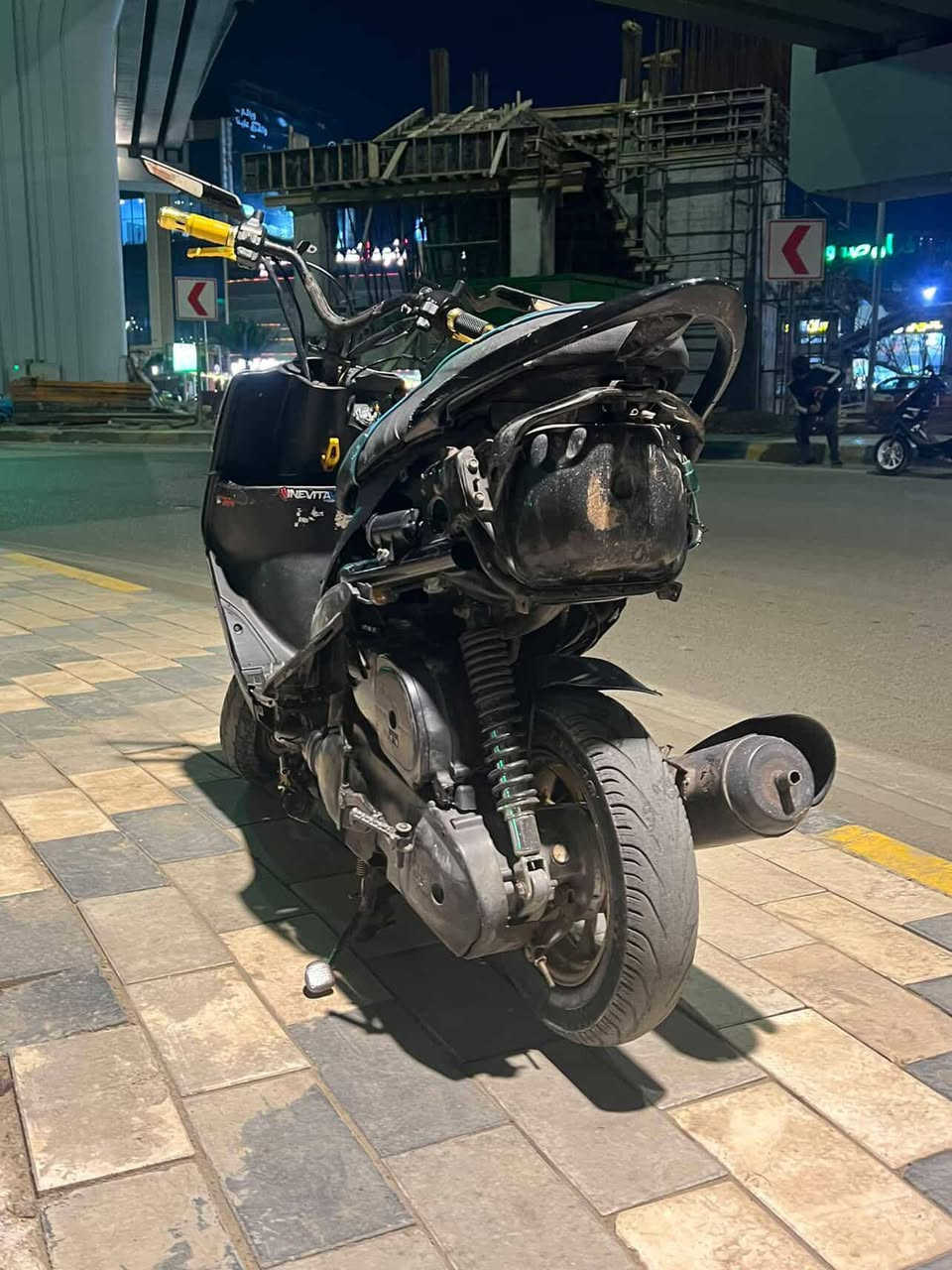 السلام عليكم عدله بلاديه مثل ما جاي تشوف السعر400 بها مجال حك الجايه مكاني بغداد الدوره متواجد واتساب وعاديه***********
