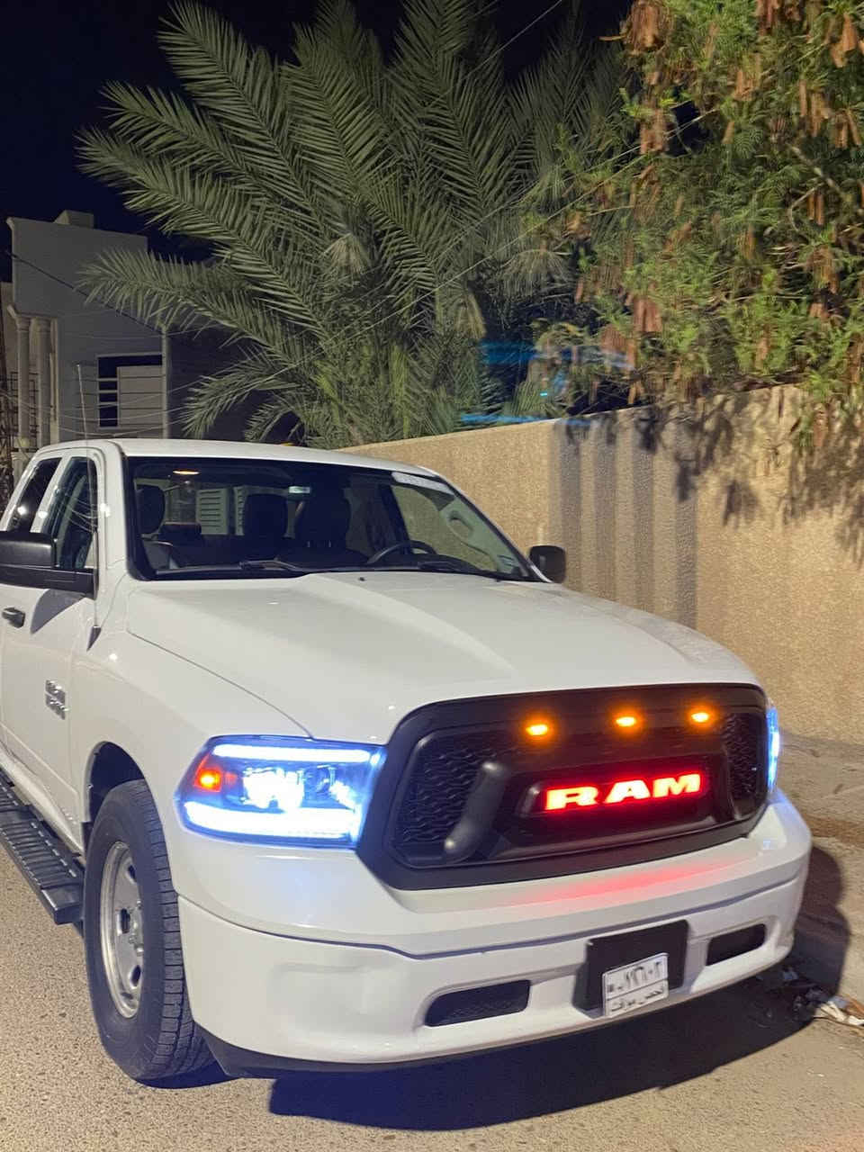 سلام عليكم 
دوج رام للبيع موديل 2023 كلاسك حادث باب الصدر فقط امبدل اصلي بدون صبغ  سياره مطالعه لشارع معروضه ب 22 الف مكان السياره بغداد البياع 
***********
