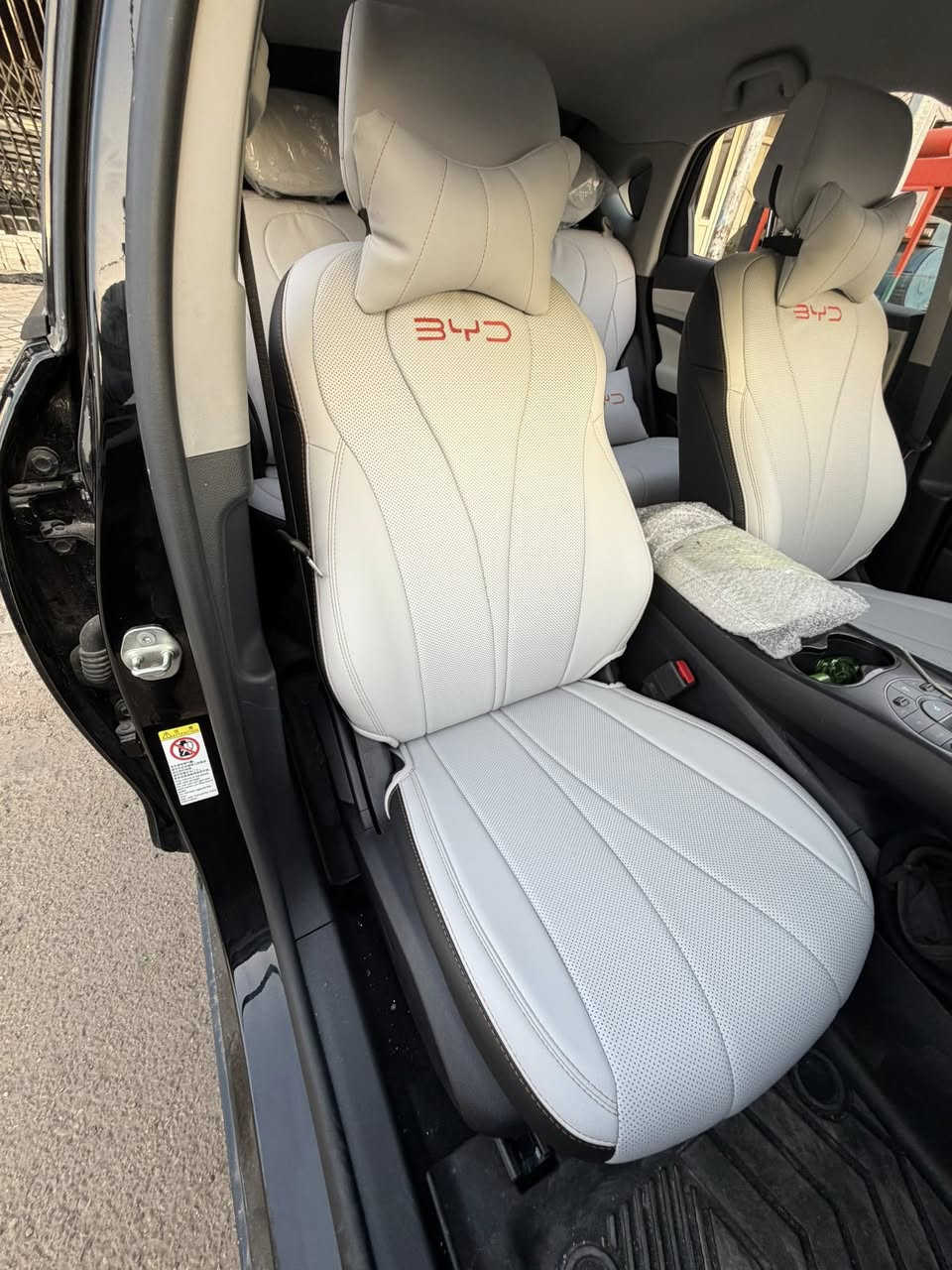 دوشمه BYD سيل 5 فوك البلادي حفاظا على البلادي 
جميع الالوان والتصاميم موجوده 
بغداد حي العدل اي استفسار واتساب 
***********
