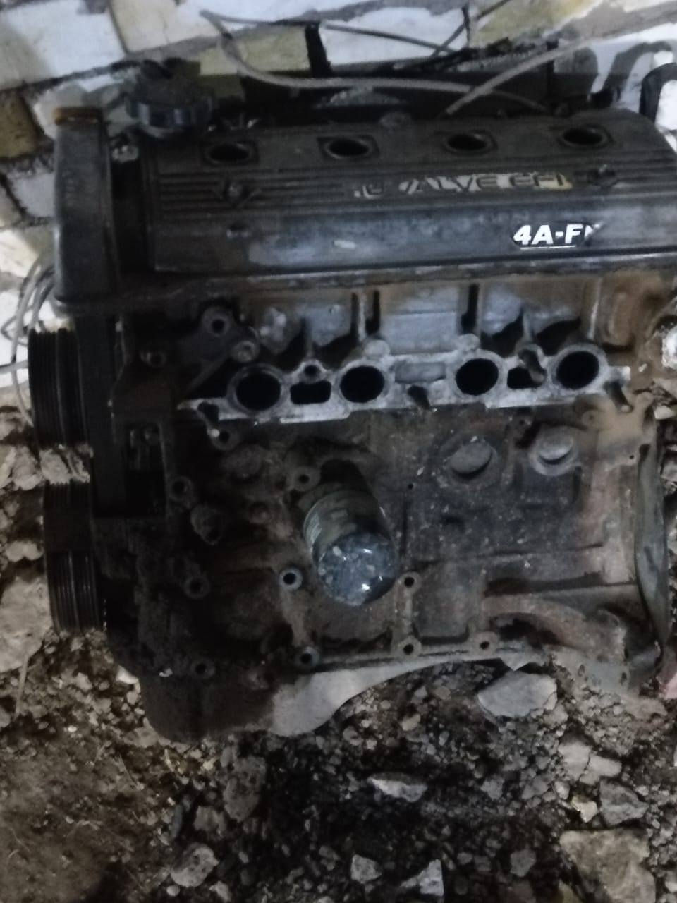 السلام عليكم مكينه كورلا أدخن 1600مع كمبريسر شغال وثلج السعر 150الف /الرقم (***********) (***********) المكان كوت
