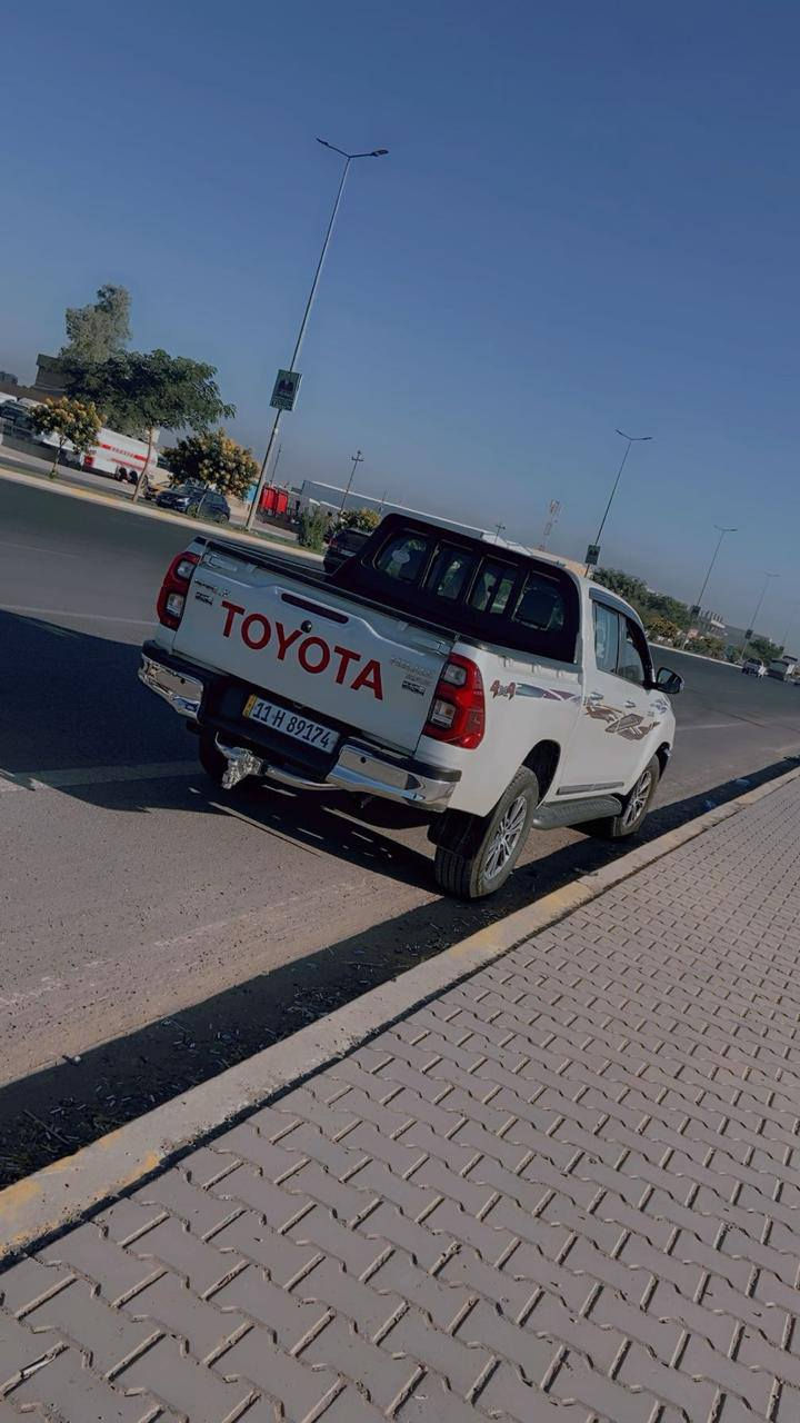 للبيع بيكم هايلوكس موديل 21رقم بغداد بسمي تحويل مباشر مكينه 4سلندر كفاله عامه من كلشي السعر 290 وبيهه مجال *********** بغداد, العراق
