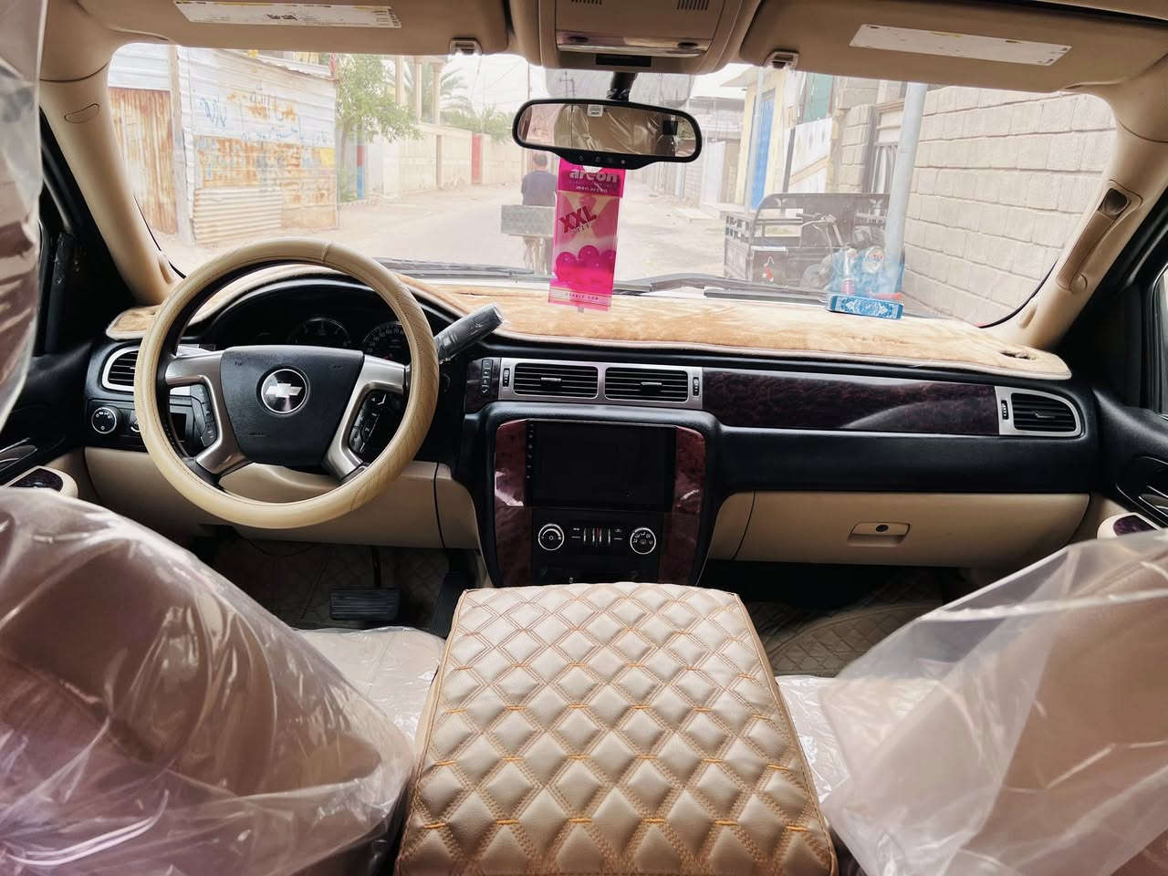 تاهو ١٤  LT
وارد خليجي 
السنوية باسمي الرقم بغداد 
نضافته مثل ما موضح بلصورة 
ماشية ٨٣ 
السياره مال جناية مو بياع شراي 
سعرها ٢٧٥ وبيه مجال


**إذا كنت صاحب هذا الإعلان وتريد حذفه لأي سبب، رجاءا أرسل رسالة إلى الدعم الفني**