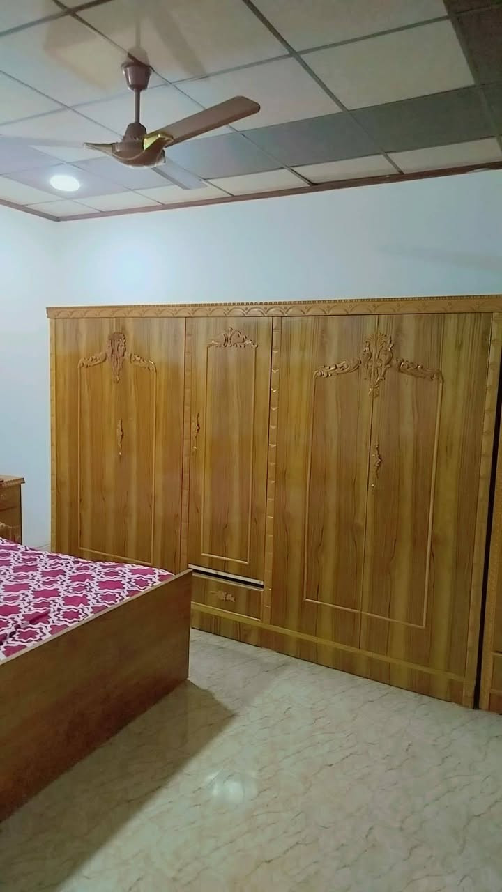 السلام وعليكم غرفه خشب عراقي البيع السعر 600 نضيفه حيل العنوان الموصل حي السماح رقم الهاتف اسيا *********** الكورك ***********
