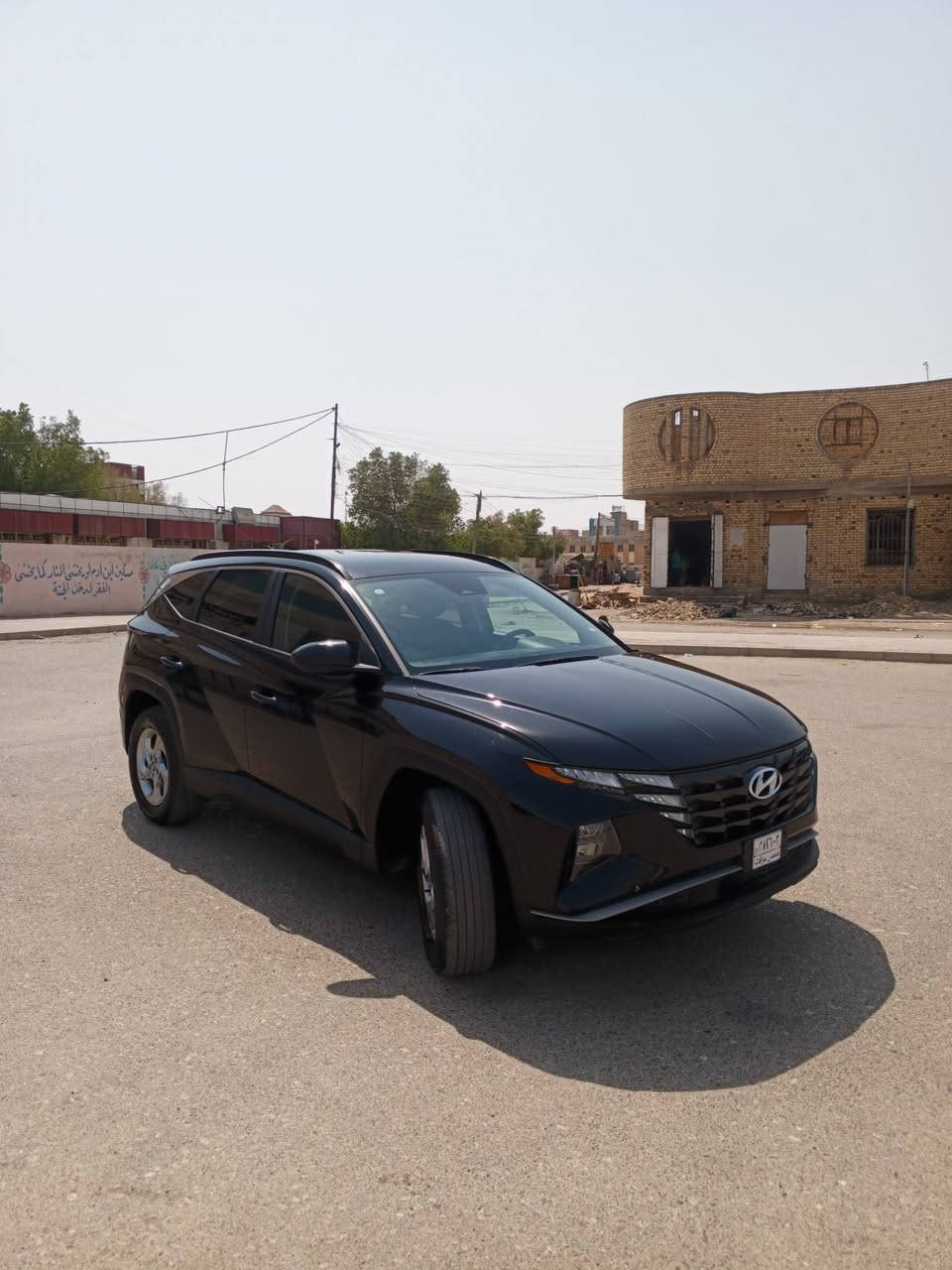 السلام عليكم
توسان 2024 حادثه خلفي صور الحادث موجودة بالمنشور
ماشية  28 الف ميل
مواصفات H-TRAC.                                               
مفتاح بصمه
تشغيل عن بعد  ‎
مكينه 2500
بصمه + بصمه ابواب
هاند بريك بصمه 
اشارة ترحيب
كشنات مخمل 
تحكمات استيرن
تبريد قطعتين
هزاز ستيرن 
رادارات امامي وخلفي
درايف مود 
شاحن موبايل
كراسي اماميه كهرباء 
رقمها فحص مؤقت 
مكان السيارة // العمارة ميسان .
رقمي/*********** .
السعر 185 وبيه مجال .
