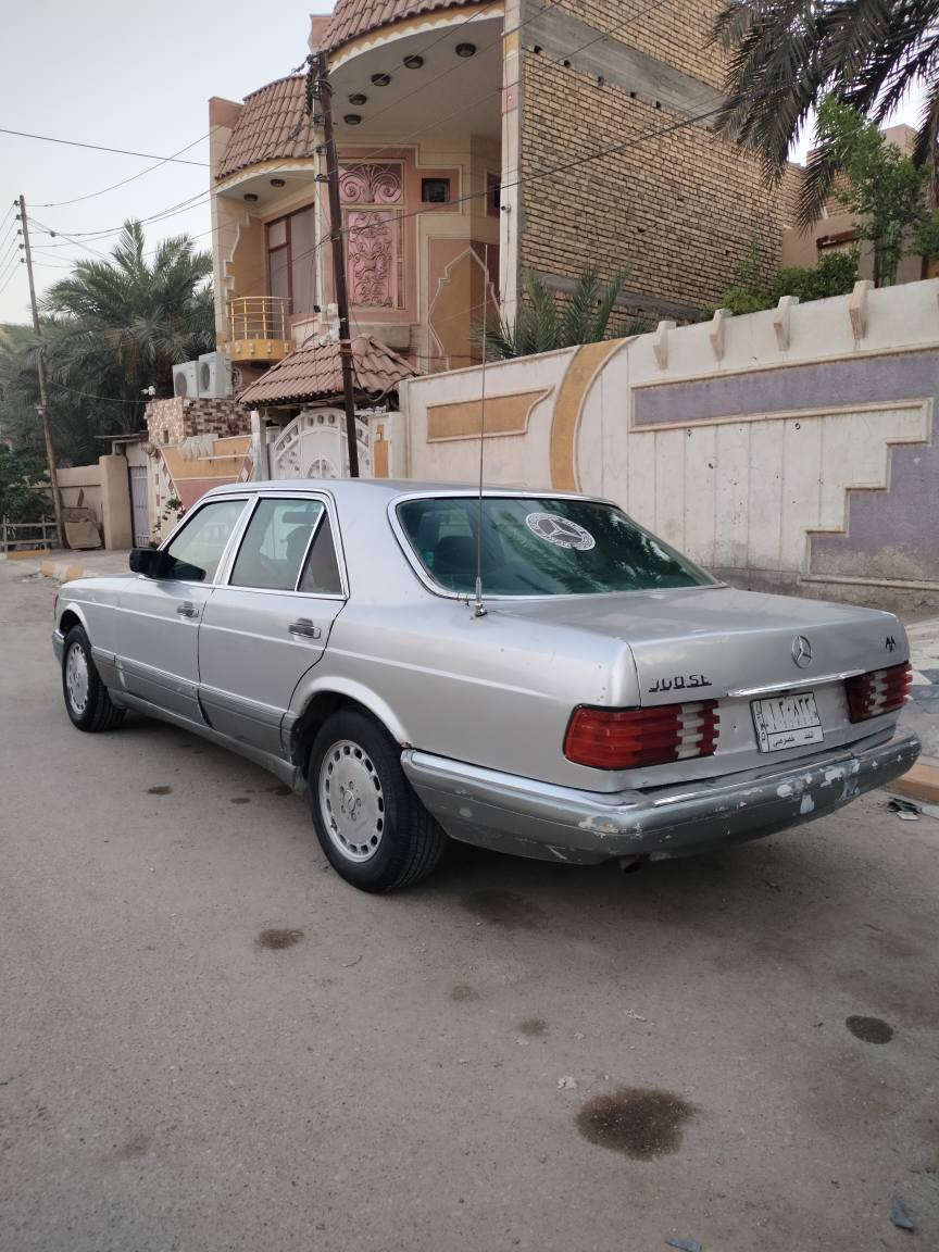 السلام عليكم مرسيدس موديل 89 للبيع السياره مكينه كير حداديه جده سياره جاهزه ما بيها نقص كهربائيات كلها شغال راعيها ما واصل لك اكفلك سرقه وعشائر وراعي ابو السنويه بالبصره سعر 22 مكان سياره ناصريه مركز رقم الهاتف *********** ناصرية, ذي قار
