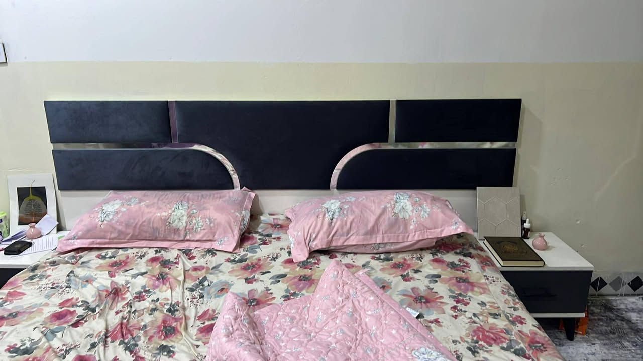 متاح غرفة نوم 6قطع.نظيفة


**إذا كنت صاحب هذا الإعلان وتريد حذفه لأي سبب، رجاءا أرسل رسالة إلى الدعم الفني**