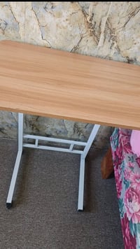 طاولة ديكور • للبيع