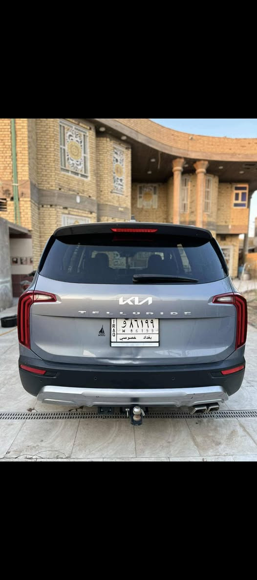 @السلام عليكم كيا تيلورايد موديل ٢٠٢٢ مواصفات EX تبدل باب وجاملغ نفس الون بدون ايرباك رقم بغداد  فتحه كشن منفصل  تبريد كشنات رادارات حساسات 
رقم *********** صورت الحادث مرفقه معى الصور       السعر 250$
