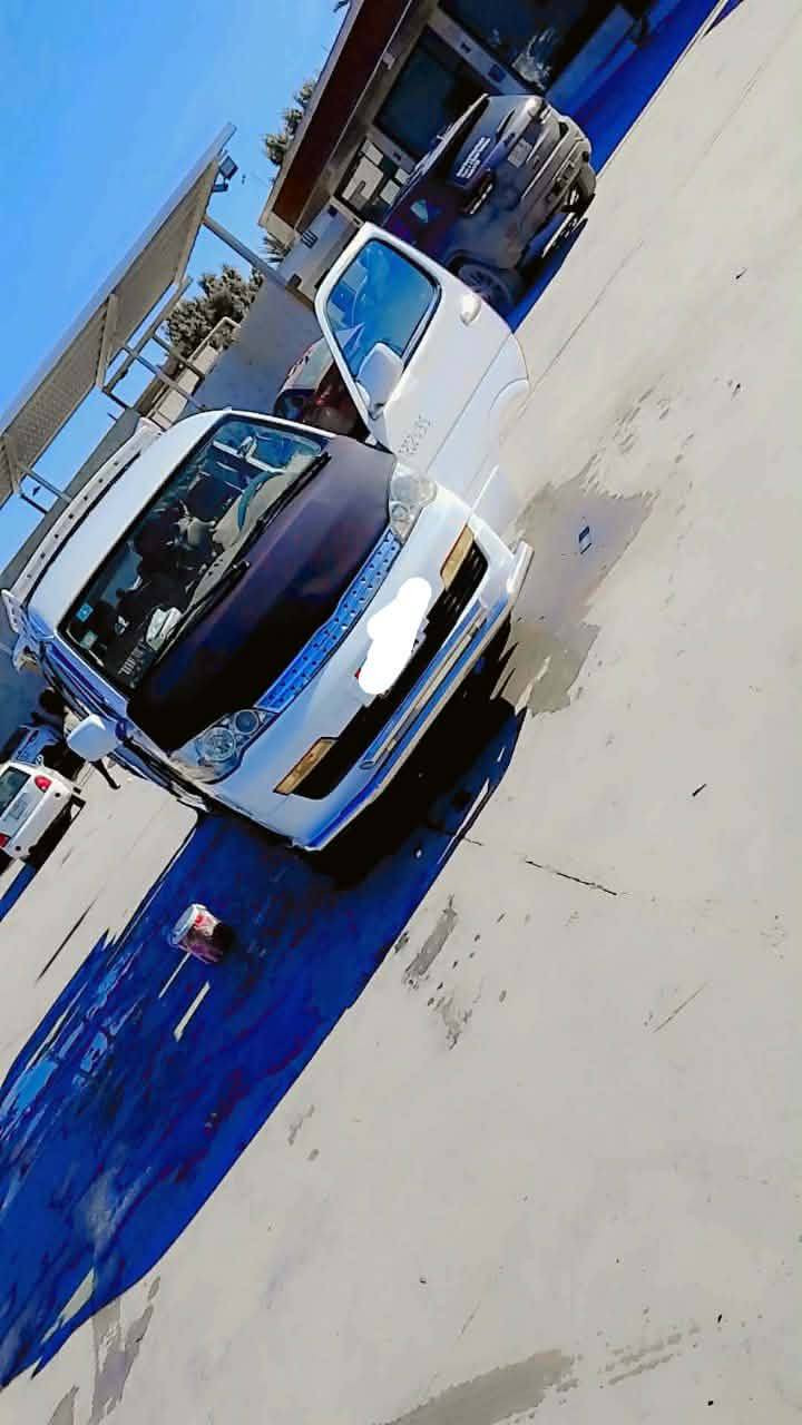 سلام عليكم شباب جنبي اجوان للبيع كفاله عامه مكينه حاويه كير اكسن تبريد ثلج سياره كفاله رقم بغداد انكليزي سعر 93وبيه مجال حك جيه 
رقمي ***********
سياره اب أسمي مكان بابل امسيب
