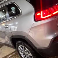 جيب شيروكي بزون  الموديل : 2019   نوع الحادث :  بنيد وجاملغ    الــمــ...