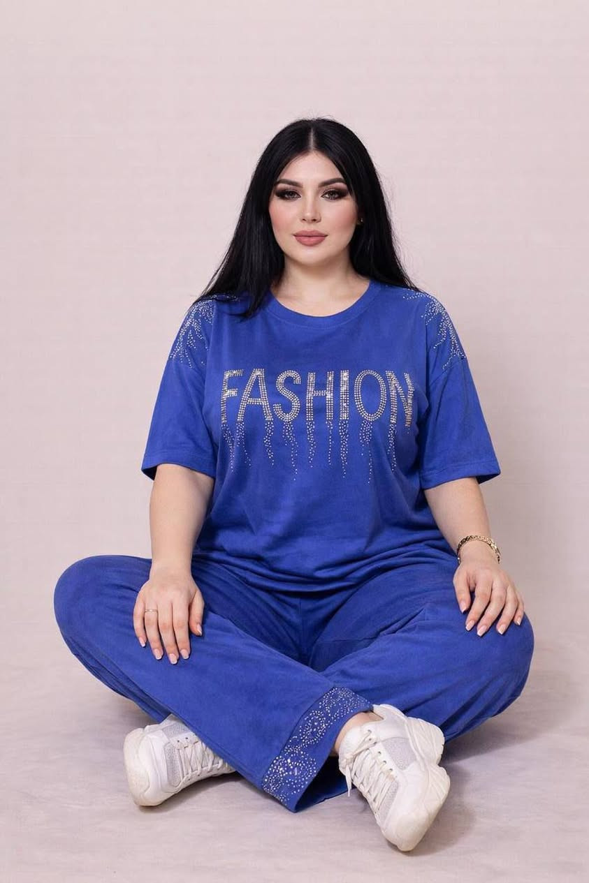 تراك نسائي خامة ليكرا مطعم ستراس
فري سايز / يلبس من 60 الى 90 كيلو وزن 
السعر  80 الف
rr


**إذا كنت صاحب هذا الإعلان وتريد حذفه لأي سبب، رجاءا أرسل رسالة إلى الدعم الفني**