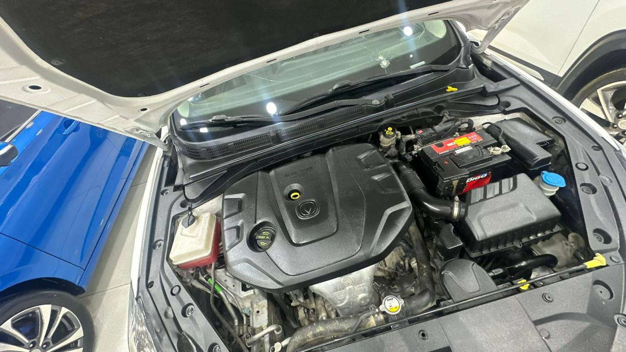 السلام عليكم
شانجان ايدو للبيع
موديل 2021
فول مواصفات 
ماشية 106
تخم تاير جديد
الصدر والگير والمكينة مكفول 
رقم اربيل 
السيارة جديدة بعدهة بالجيس
بعد بيهة سنة بالضمان مال شركة 
بيعة قطعتين صبغ حاملع ونص البنيد 
مكفولة من الضربة 
السعر:110 وبيهة مجلل
العنوان بغداد الدورة
الرقم:***********
