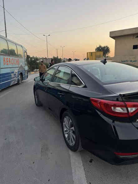 السلام عليكم
عفية زلم ماعدهم كلام
اجيتوني وقدرتكم وهاهية السيارة مال ولتنطي كلام عليها واحنا شراية وموعدنا الصبح يم السونار تالي يجي الصبح والزلم كلها تغلس

الله بالخير أكيد هسة شوفون منشوري 👍
 

هونداي سوناتا
مديل ٢٠١٧ أمريكي 

نص مواصفات

ماشية  ٧٢ ميل حقيقي

كير محرك صدر تبريد على وضع الشركة
فقط كيس المحرك مفتوح

رقم سليمانية الجديد باسم عربي
سنوية نافذة

حادث جاملغ امامي فقط بدون ايرباك
بدون دواخل

مكان السيارة 
بغداد الكاظمية

***********
