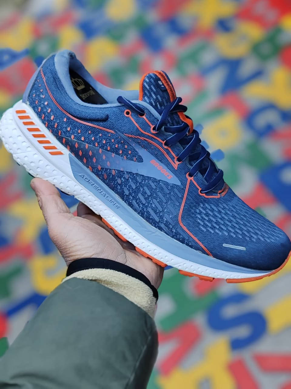 بروكس
بالة اصلي
قياس 42
توصيل جميع محافظات 
واتساب
***********
