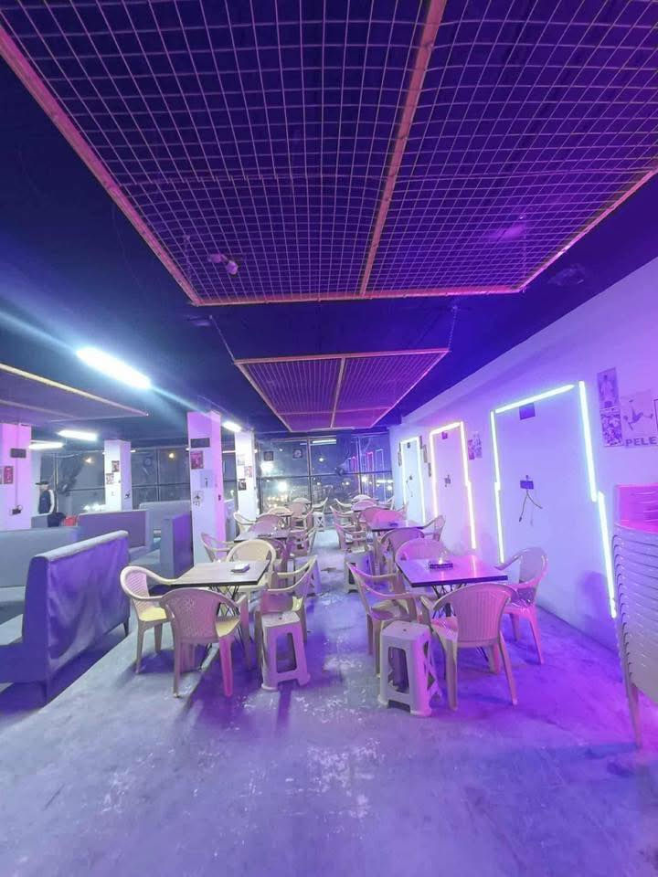 السلام عليكم كوفي شوب للبيع

النجف الأشرف حي المهندسين شارع الكوفيات 

المساحة 370م 

الايجار 600بالشهر 

السعر 13 مليون وبيها مجال بسيط

@إشارة

للاستفسار تواصل واتساب ‭***********‬
