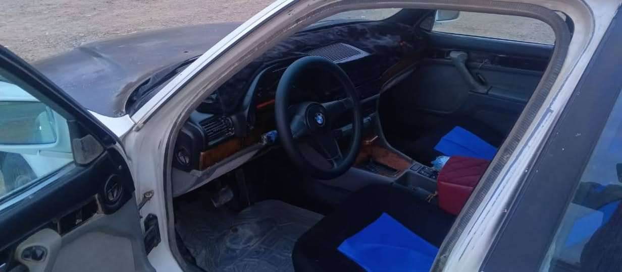 بي ام رقم صلاح الدين ألماني سنويه عظم لسنه 29 شرط التحويل والوكاله كير محرك شرط داخل جديد صدر جديد كهربائيات شغاله تايرات جديد السعر 33 وبيها مجال /*********** //. ***********
