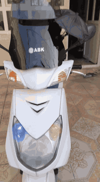 دراجة سكنس ياماها ياباني نوزل
نضيف مكينه كبس السعر 650 الف ***********
