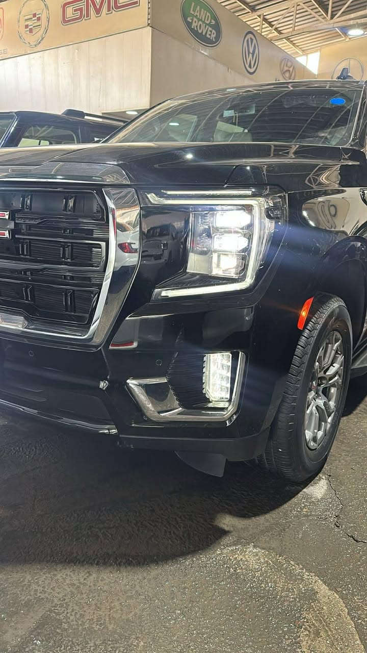 جمسي يوكن 2024 استخدام قليل مكفوله 
الفئة: SLE
ماشية 14000Km
بصمة-ثلاجه- رادار امامي وجانبي-شاشة كبيرة- صندوق كهرباء- تشغيل عن بعد- سايد بريك-توقف ذاتي - تحديد المسار
كفالة عامه
السعر( 55,00) ***********
