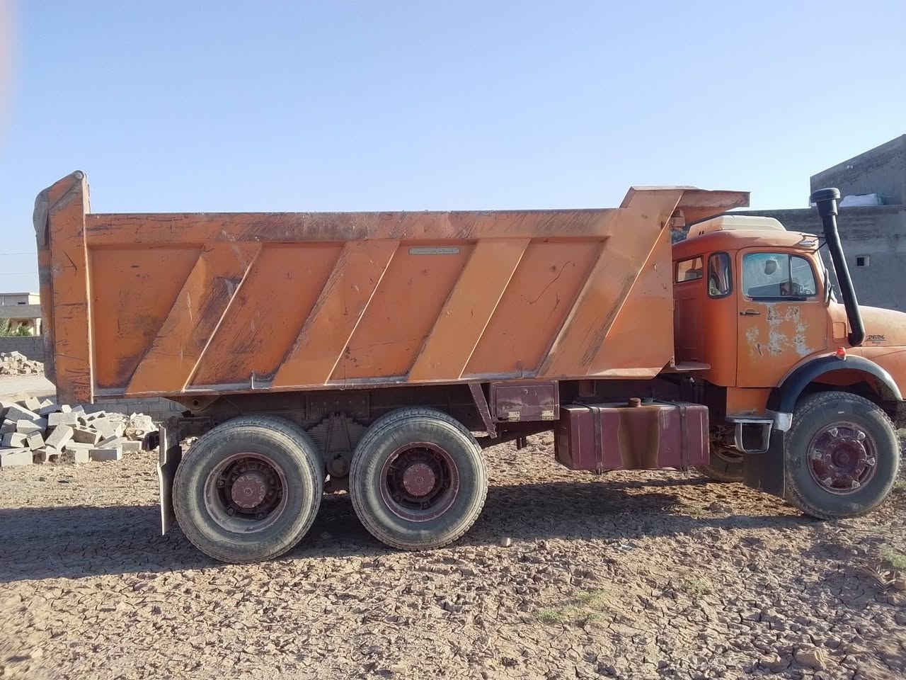 السلام عليكم اقجم للبيع موديل 81  رقم بغداد ألماني قماره معمره جديد السياره تخم تايرات الاستفسار اكثر اتصل عله الرقم 
‏‪***********‬‏
