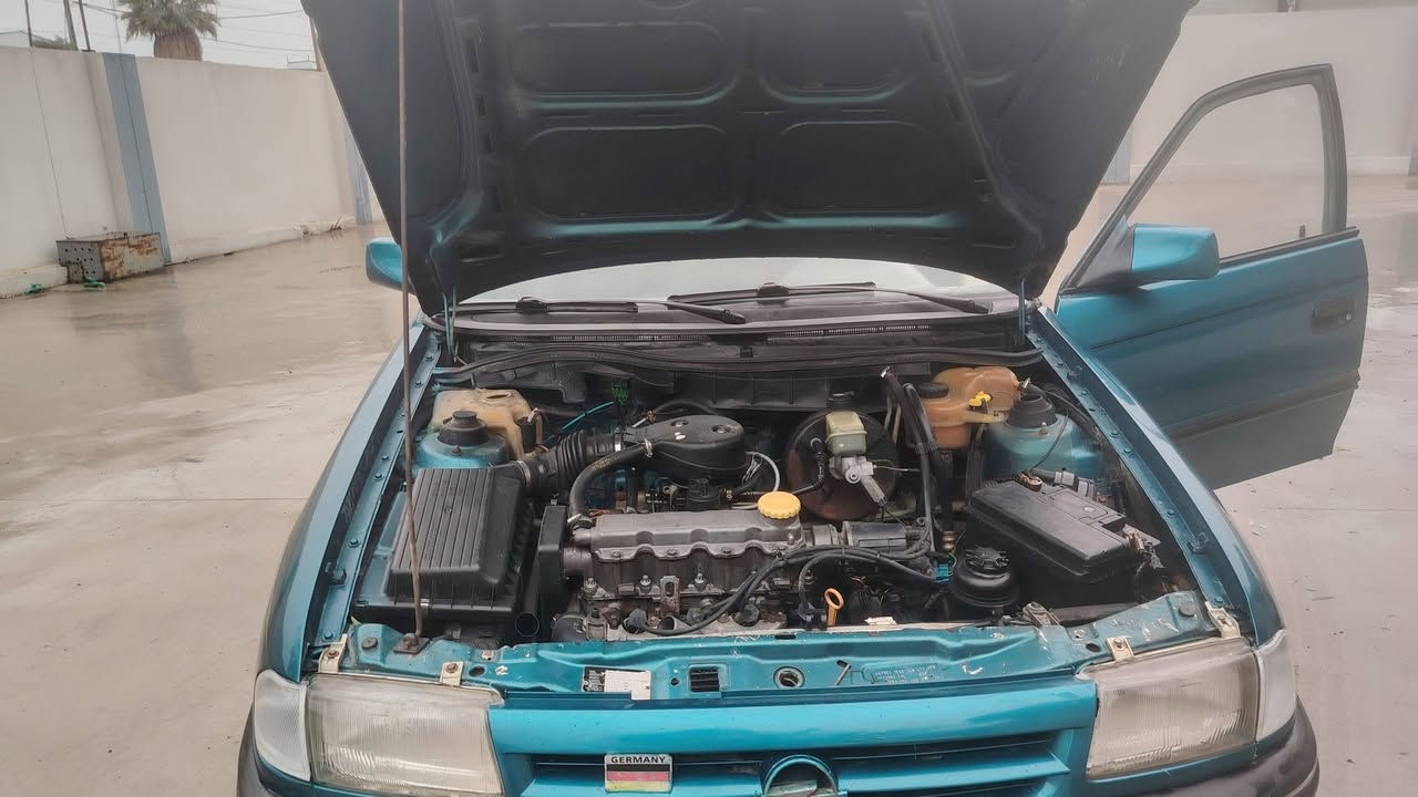 استرا موديل 92 شرط وكلا وتحويل سنويه عضم كاربون بنزين بيها طخم جديد كير محرك شرط ستيرن باور حجم ١٦ سعر ٤٤بيه مجال *********** ***********
