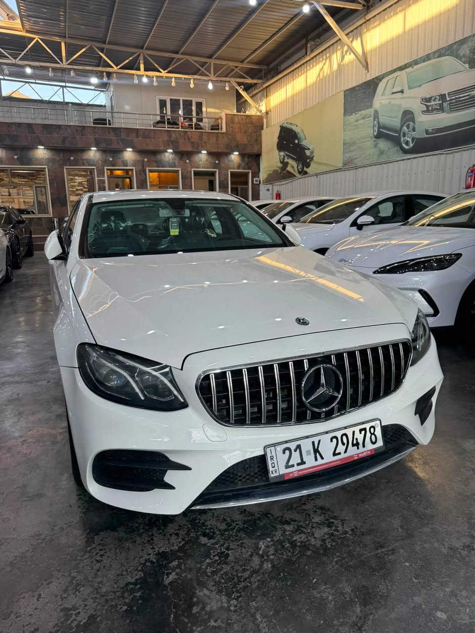 السلام عليكم مارسدس 2018 E300 فول الماني حادث بسيط رقم سليمانيه بأسمي تحويل مباشر للاستفسار الاتصال ***********
