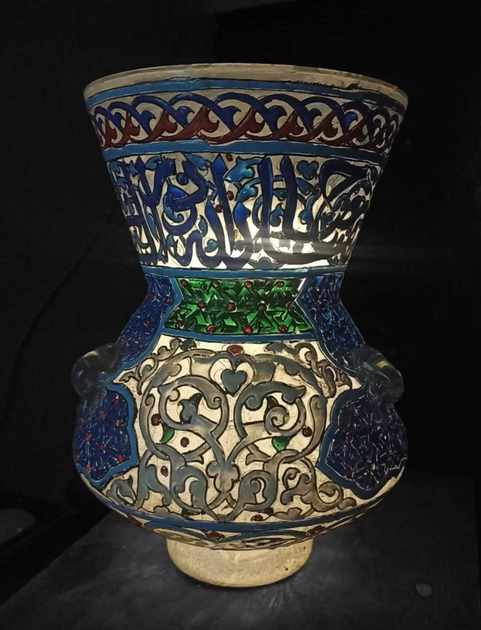 عدد 2 مشكاه زجاج نفخ يدوي شغل مينا شامي بارز
40سم


**إذا كنت صاحب هذا الإعلان وتريد حذفه لأي سبب، رجاءا أرسل رسالة إلى الدعم الفني**