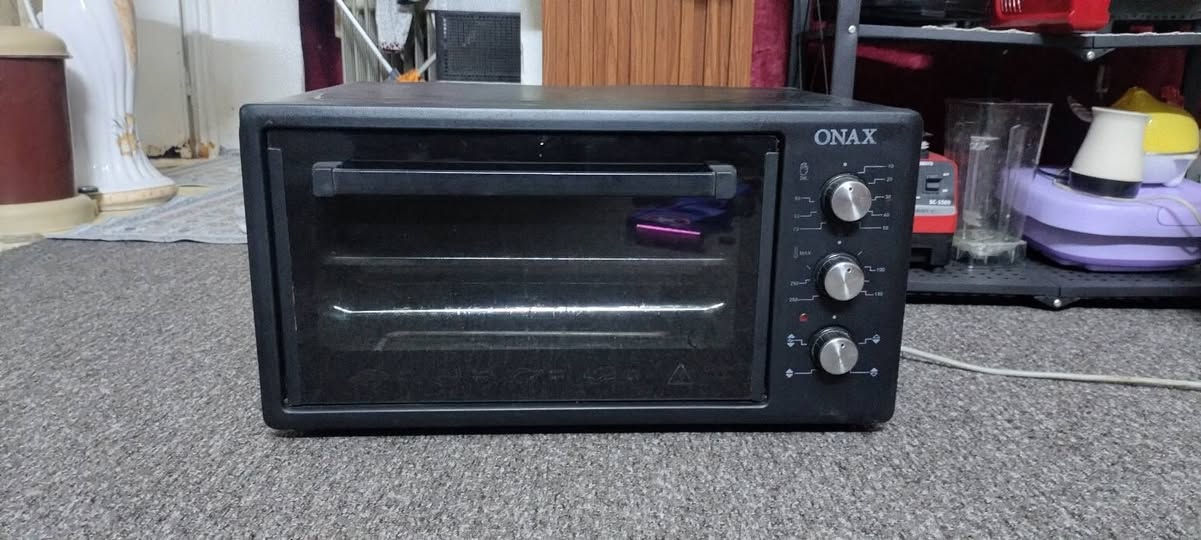 اوفن للبيع السعر 35 شرط الشغل الشراي يتصل ***********
