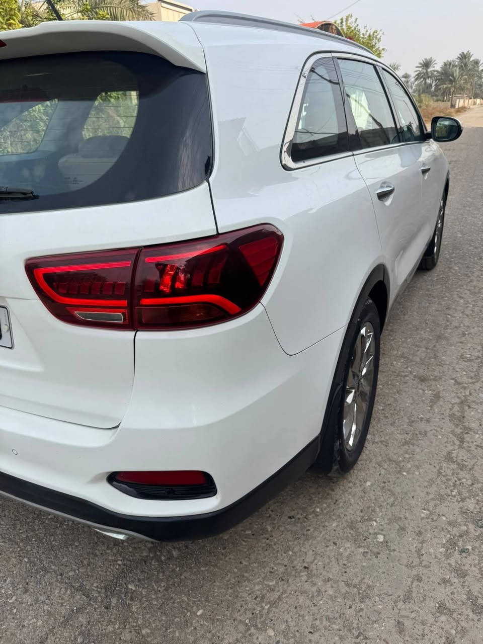 السلام عليكم
اخوان اقرو الوصف كلش زين قبل لاتخابر

سورنتو 2018 خليجي شكل 20
فول مواصفات عدا البانوراما

الضرر قطعه بالصندوك وحك شبر يم قبق البانزين

العداد 210

السعر 227 وبيهه مجال للشراي

الرقم بغداد ومكان السياره بغداد

*********** وتساب أيضآ موجود
