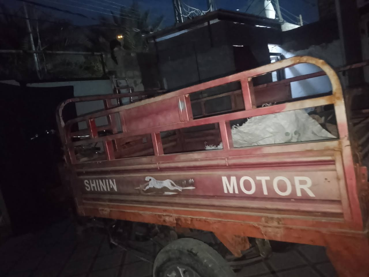 سلام عليكم جمره. للبيع.   كلك.  550بيهه مجال. مال شغل.   الستفسار ***********
