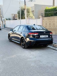 كورلا 2023 وارد أمريكي ألون سمنتي   حجم المحرك 2000  فول ما عدا الفتحة...