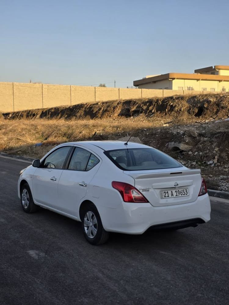 نیسان سەنی ٢٠٢٠ سفری سلێمانی یەک دەست لای خۆمان بووە
شاشە ئایپاد و کامێرا و باڵ و سووکان ڤۆلیۆمە
٤ تایەی تازەی لەسەرە
تەنها ٤٤ هەزار کیلۆمەتر ڕۆشتووە ٢٥٠ دینار مەسرووفی تیا نییە
بێ بۆیاخ تەنها دوو چاڵی بچووک و پەڵەیەک ساردی هەیە بە چەمەلەغی پێشەوە لای سەکن بەقەد مۆبایلێک دەبێت
ڕەقەم و سەنەوی و هەموو شتێکی تازەیە تا ٢٠٣٠
٤ تایەی تازەی لەسەرە
تکایە ئەگەر مووشتەری نیت تەلەفۆن مەکە
نرخ ١٠٩ گەڵا و مەعامەلەیەکی زۆر کەم
ژمارەی مۆبایل  *********** السليمانية, العراق
