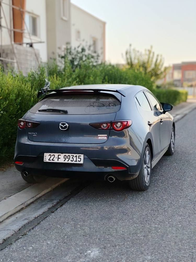 Mazda 3 2022 هاش باك
 للبيع او مراوسة 
لون اسمنتي مميز ✅
فول مواصفات 
سلايد ✅
بصمة ✅
كشنات جلد ✅
كشنات تدفئة
كشنات خزن
رادارات امامي خلفي جانبي ✅
كيج الكتروني ✅
بريك بصمة ✅
بعد بيها مواصفات
ماشية 48000km
بيها نص بونيد وجاملغ صبغ بدون دواخل
للاستفسار ***********
سعر 140 أربيل, العراق
