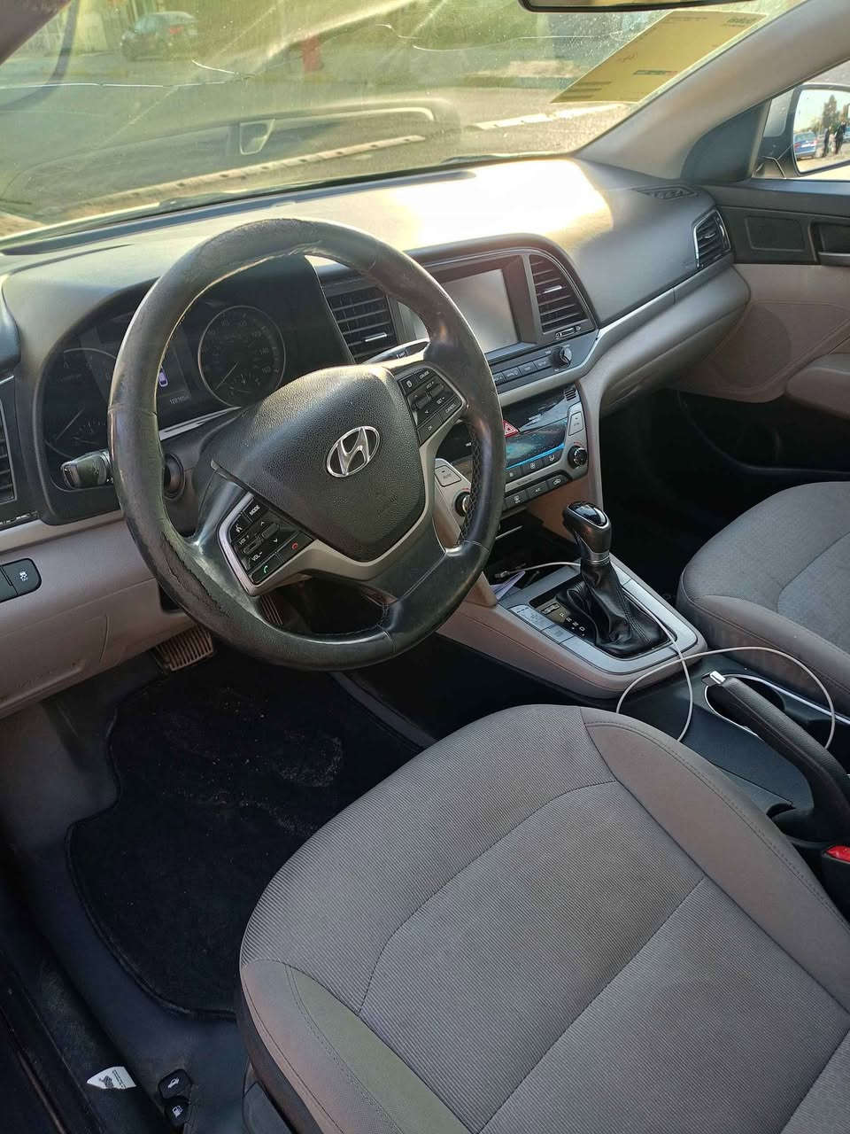 السلام عليكم ..
للبيع النترا موديل 2017 أمريكي محرك 2000 دوش لون نفطي رقم سليمانيه الجديد كير ومحرك بشرط سنويه لل2029  بشرط التحويل أو وكاله بيها كابون بانزين كركوك .
تحكم ستيرن جهتين 
كشن هيتر 
كشافات امامي 
ويل كروم 
حداديه امامي خلفي جديد 
بصمه 
تخم تاير 
سياره مال جناي بدون مصرف بيها 3 قطع بدون دواخل أو شاصي سعرها 118 مع مجال بسيط مكانها كركوك ..*********** / *********** أربيل, العراق
